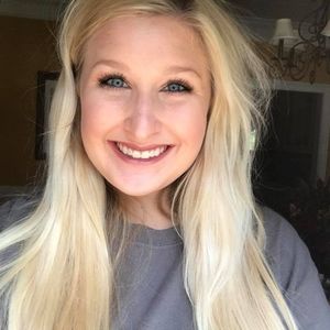 Meet your Posher, Victoria